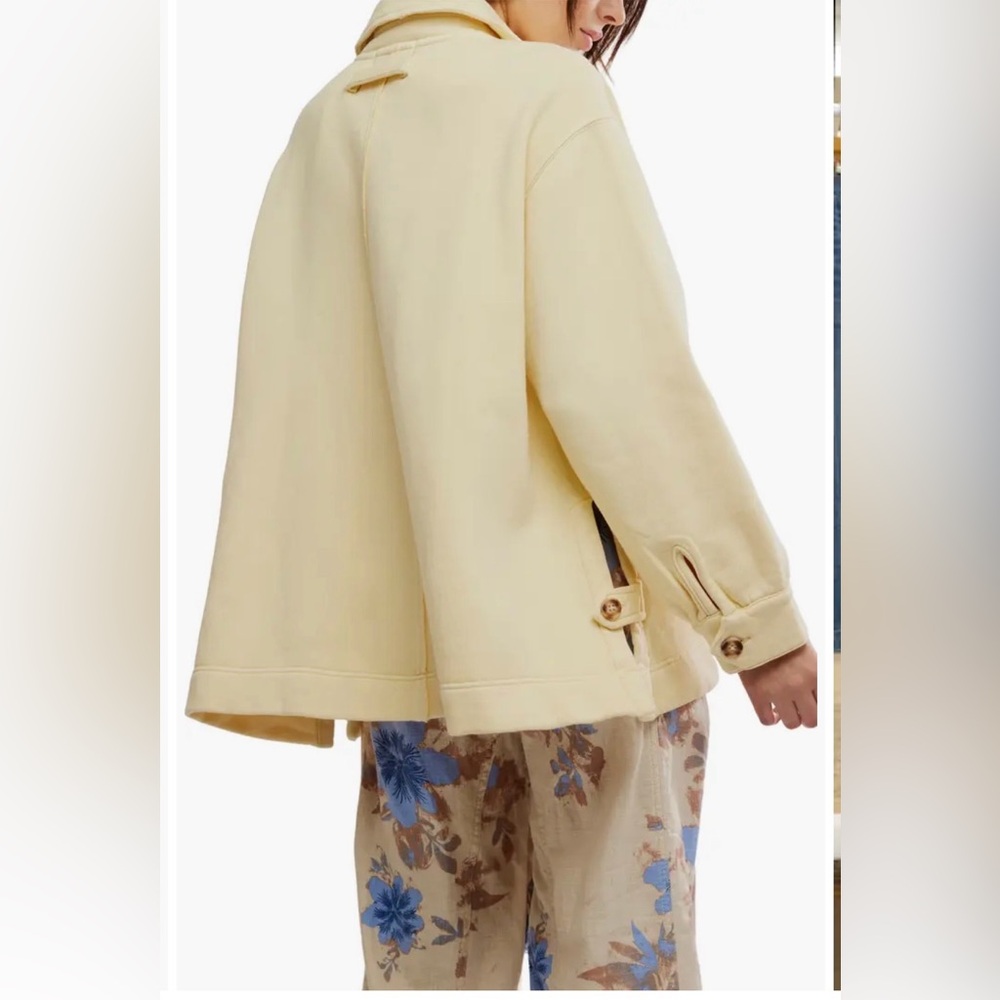 NWTFree People We The Free Alexa Sweatshirt in the color 'Flan - small - Picture 2 of 9